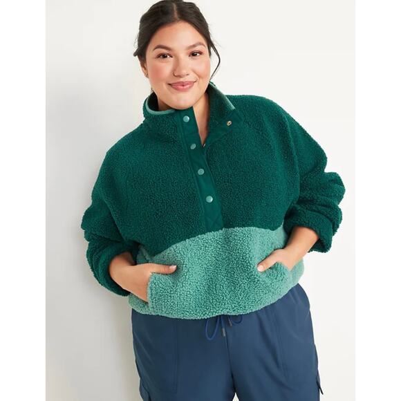 Women's Old Navy Long Sleeve Oversized Two-Tone Sherpa Sweatshirt Size Small - Picture 1 of 12
